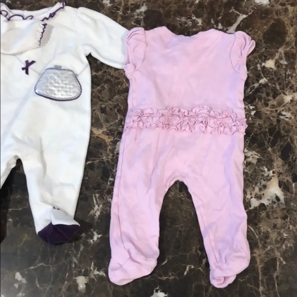 Flower and purse footies